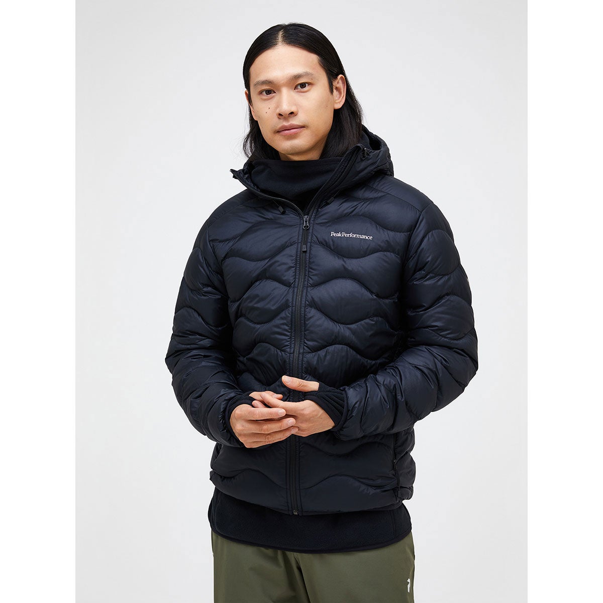 ピークパフォーマンス PEAK PERFORMANCE　スキー スノーボードウェア インナー メンズヘリウムダウンフードジャケット M Helium Down Hood Jacket G79845-020 2026-2027 BLACK