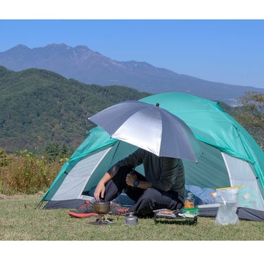 エバニュー EVERNEW 晴雨兼用 シャドウマスター70 SHADOW Master 70 EBYR792 2026-2027 使用イメージ キャンプ