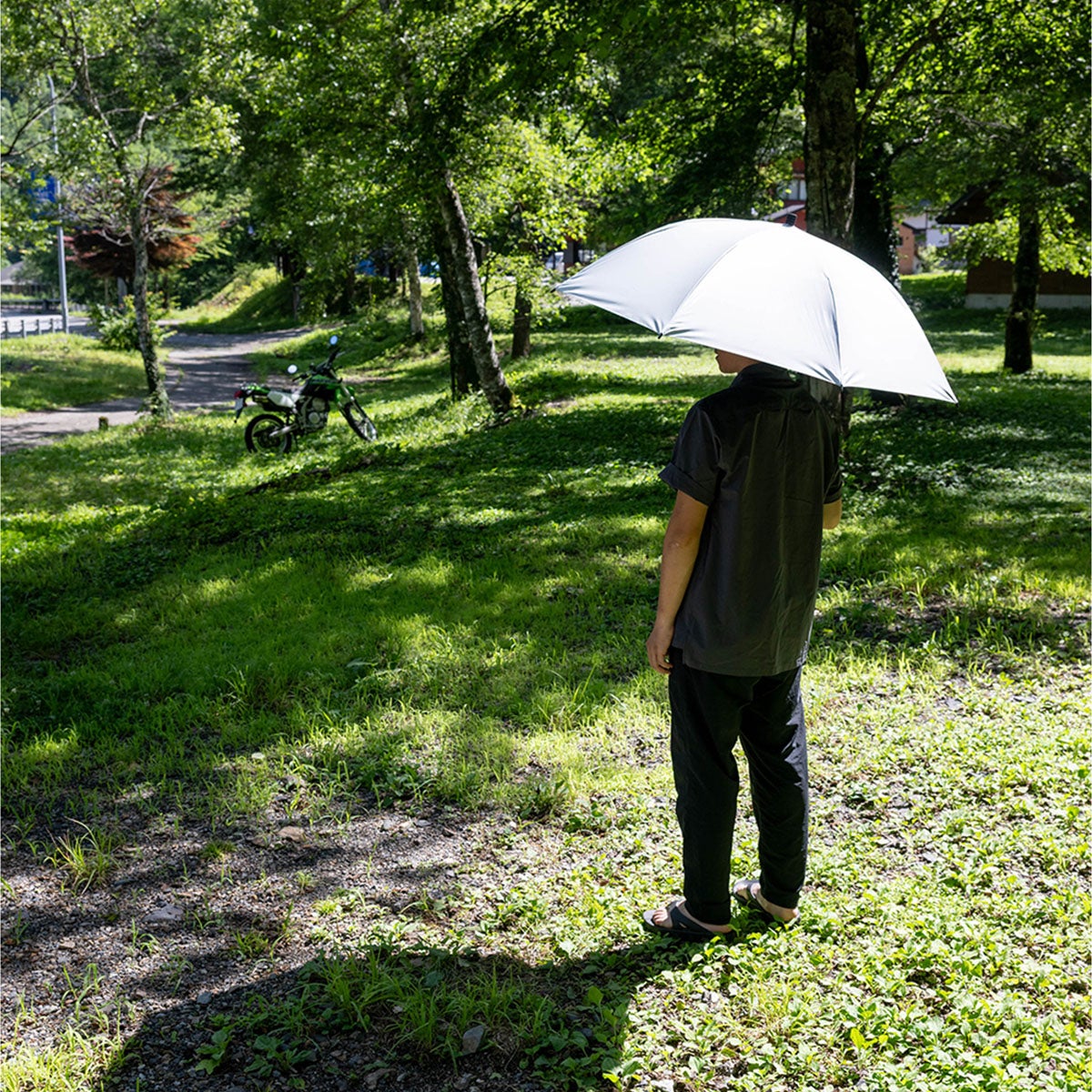 エバニュー EVERNEW 晴雨兼用 シャドウマスター70 SHADOW Master 70 EBYR792 2026-2027 使用イメージ 2本比較