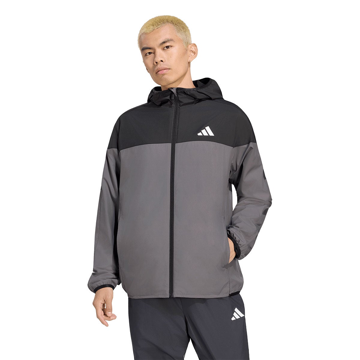 アディダス adidas スモールロゴ レギュラーフィット 起毛トリコット 裏地付きフード ウインドジャケット ウインドシャツメンズ DP025-26 ポケット・機能部 ディテール