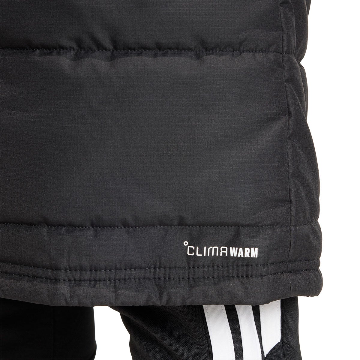 アディダス adidas ティロ26 ロングコート 中綿コート ZR471 着用イメージ
