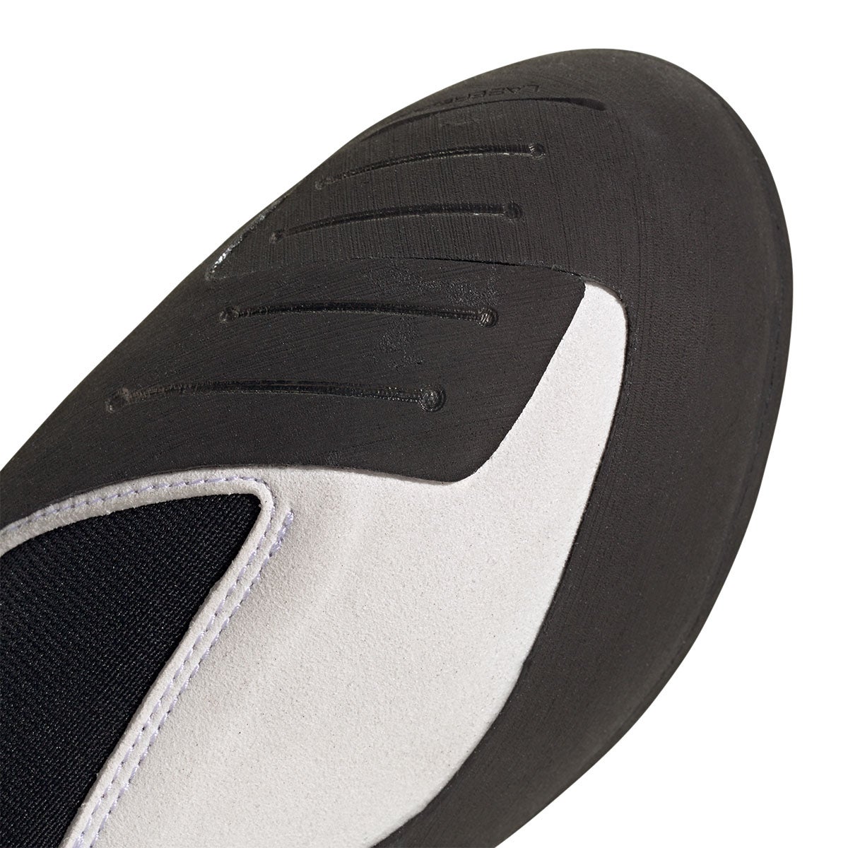 アディダス adidas ファイブテン ハイアングル クライミング / Five Ten Hiangle Climbing シューズ ホワイト EE9033 使用イメージ