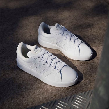 アディダス adidas グランドコート3.0ジュニア / Grand Court 3.0 Junior シューズ ホワイト JP9110 使用イメージ
