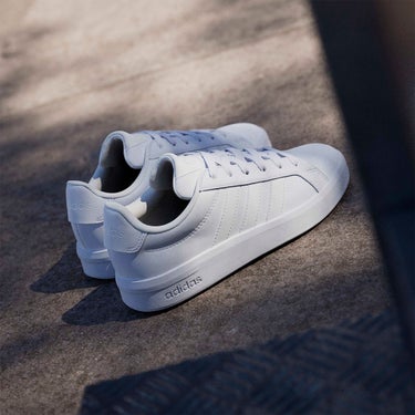 アディダス adidas グランドコート3.0ジュニア / Grand Court 3.0 Junior シューズ ホワイト JP9110 使用イメージ