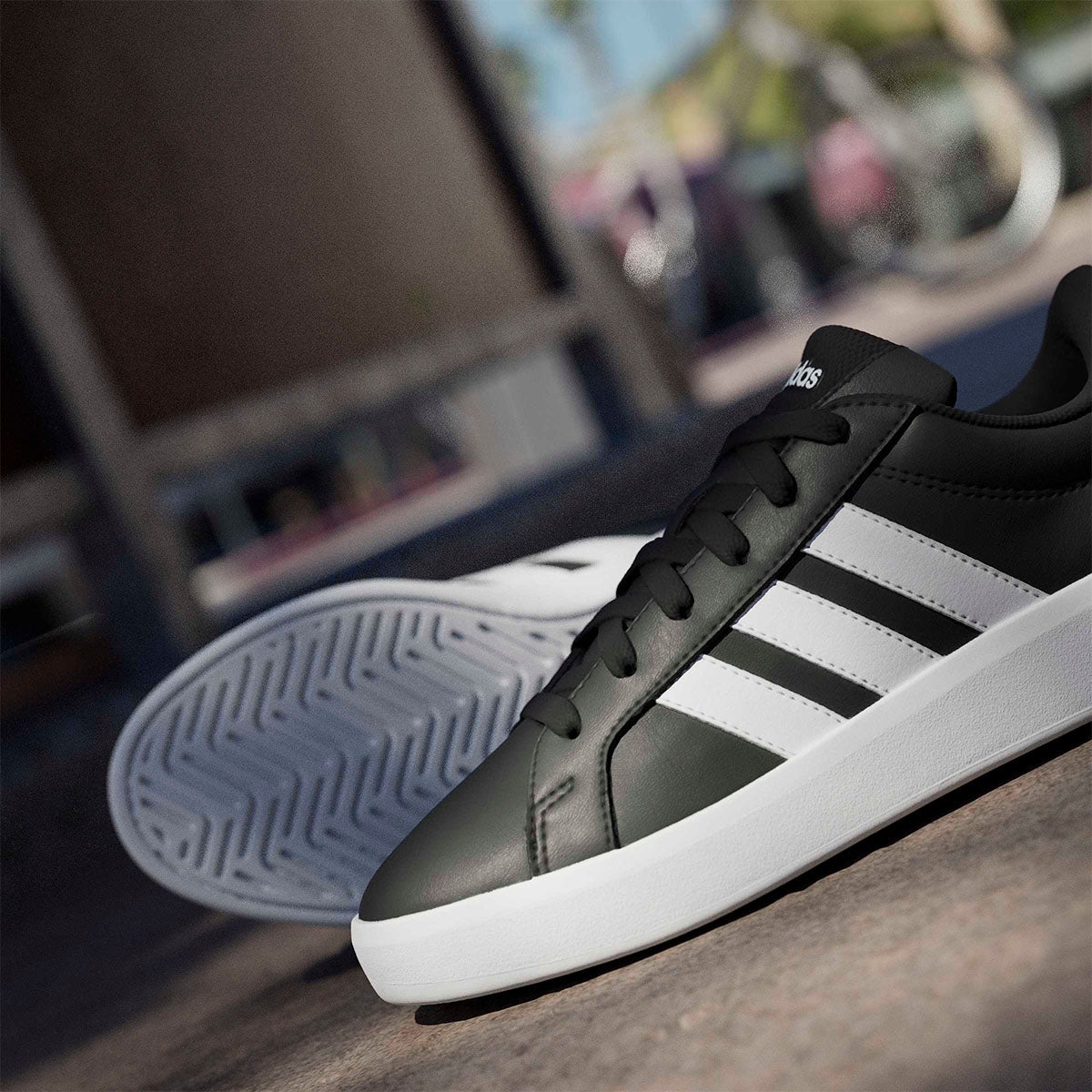 アディダス adidas グランドコート3.0ジュニア / Grand Court 3.0 Junior シューズ KIDS ブラック JP9366 使用イメージ