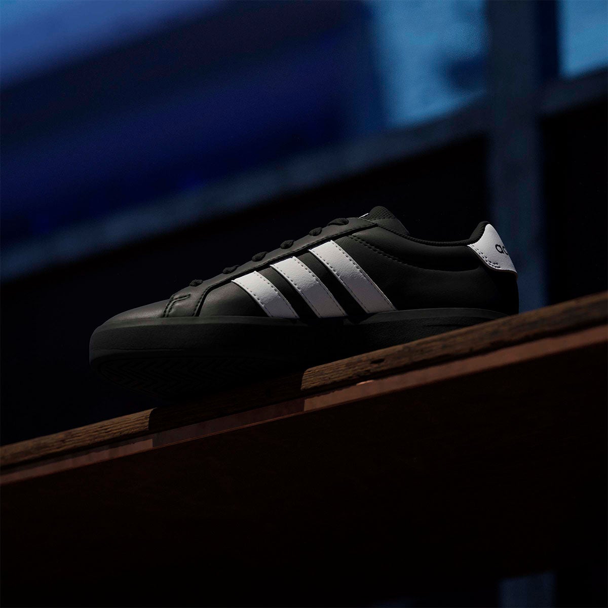 アディダス adidas グランドコート3.0ジュニア / Grand Court 3.0 Junior シューズ ホワイト KJ4367 使用イメージ