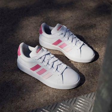 アディダス adidas グランドコート3.0ジュニア / Grand Court 3.0 Junior シューズ ホワイト KJ4368 使用イメージ