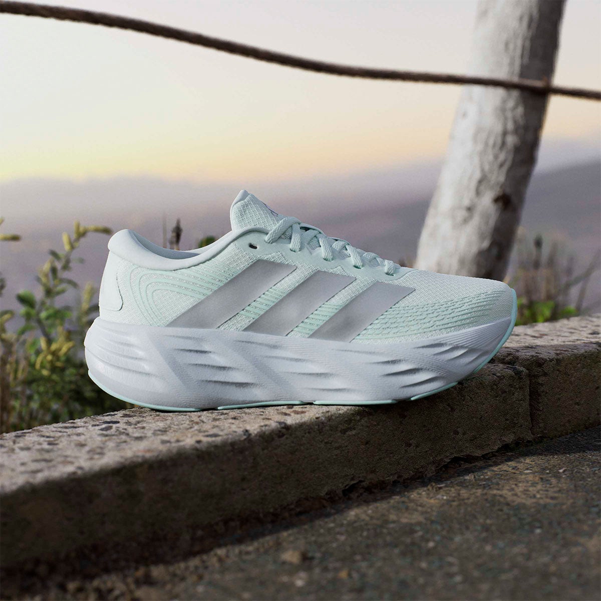アディダス adidas ギャラクシー 8 ランニング / GALAXY 8 RUNNING ランニングシューズ グリーン IH9790 使用イメージ