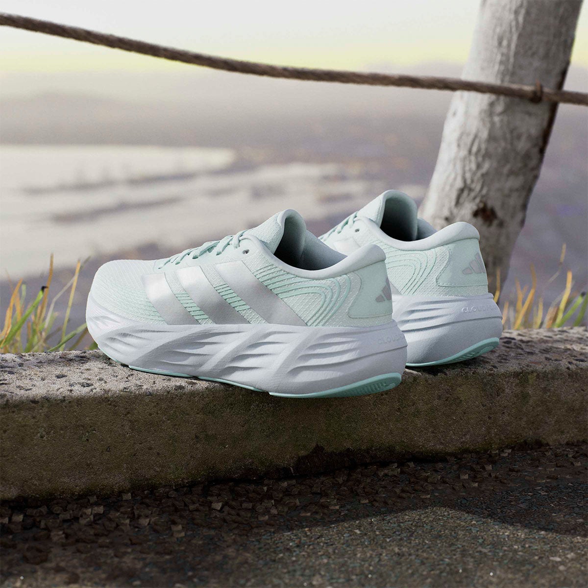 アディダス adidas ギャラクシー 8 ランニング / GALAXY 8 RUNNING ランニングシューズ グリーン IH9790 使用イメージ