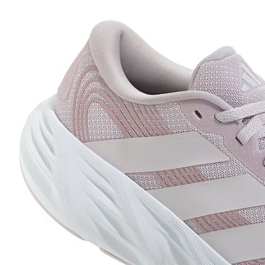 アディダス adidas GLX 8 ランニング / GALAXY 8 RUNNING ランニングシューズ パープル IH9792 使用イメージ