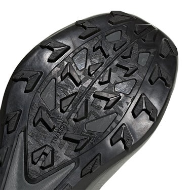 アディダス adidas Terrex トレースファインダー プラス GORE-TEX トレイルランニング / Terrex Tracefinder Plus GORE-TEX Trail Running トレッキングシューズ カーキグリーン JQ1965 使用イメージ