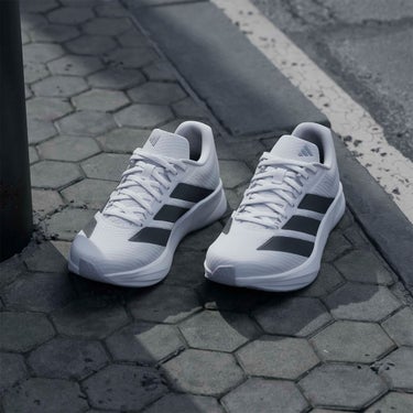 アディダス adidas デュラモ RC2 ランニング / Duramo RC2 Running ランニングシューズ ホワイト JR3236 使用イメージ