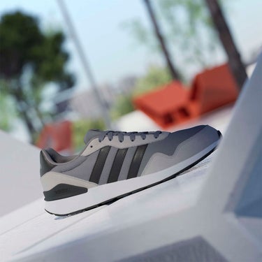 アディダス adidas ラン 60s 4.0 / Run 60s 4.0 シューズ グレー JR6624 使用イメージ