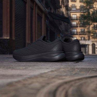 アディダス adidas Runfalcon 6 CLOUDFOAM Running Shoes ランニングシューズ ブラック KH5566 使用イメージ