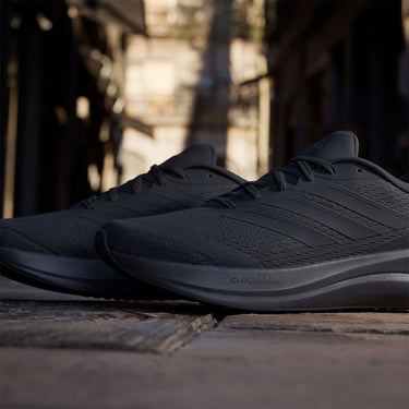 アディダス adidas Runfalcon 6 CLOUDFOAM Running Shoes ランニングシューズ ブラック KH5566 使用イメージ