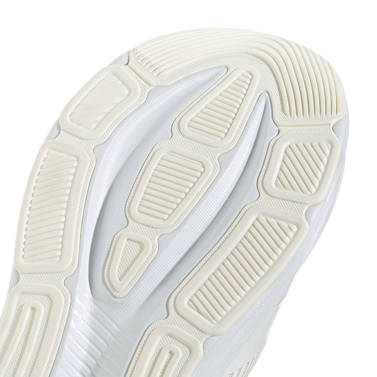アディダス adidas ギャラクシー 8 ランニング / GALAXY 8 RUNNING ランニングシューズ ホワイト KH5608 使用イメージ