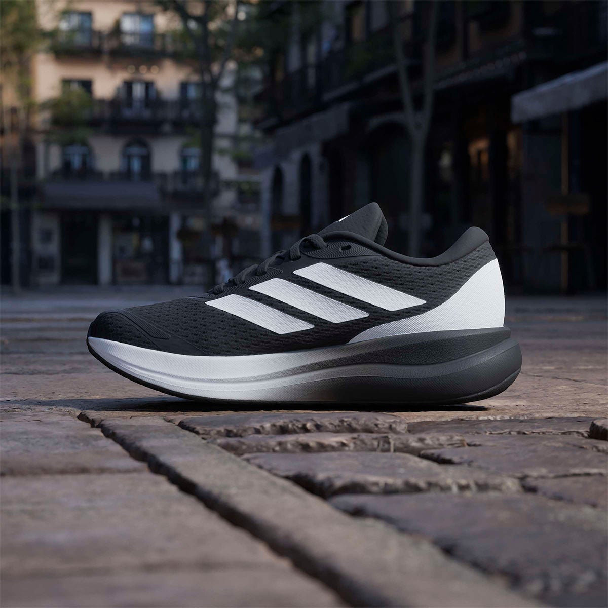 アディダス adidas Runfalcon 6 Junior Shoes シューズ ブラック KH8695 使用イメージ