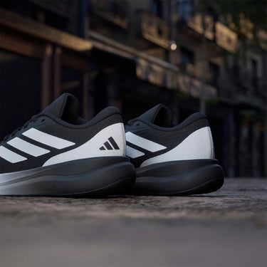 アディダス adidas Runfalcon 6 Junior Shoes シューズ ブラック KH8695 使用イメージ