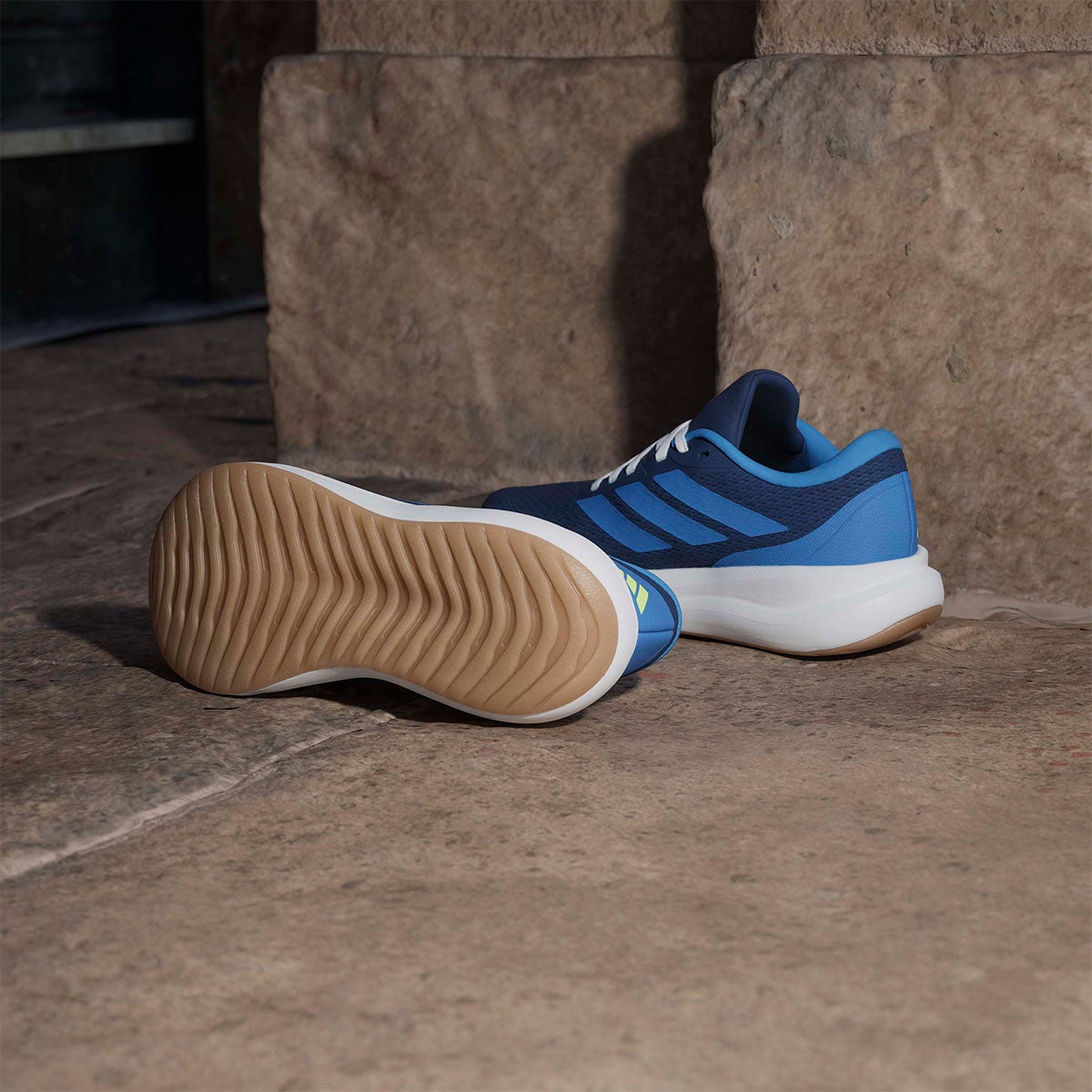 アディダス adidas Runfalcon 6 Junior Shoes シューズ ネイビー KI1789 使用イメージ