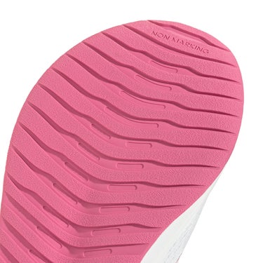 アディダス adidas コアファイト 6 ジュニア / RUNFALCON 6 JUNIOR シューズ ホワイト KI2664 使用イメージ