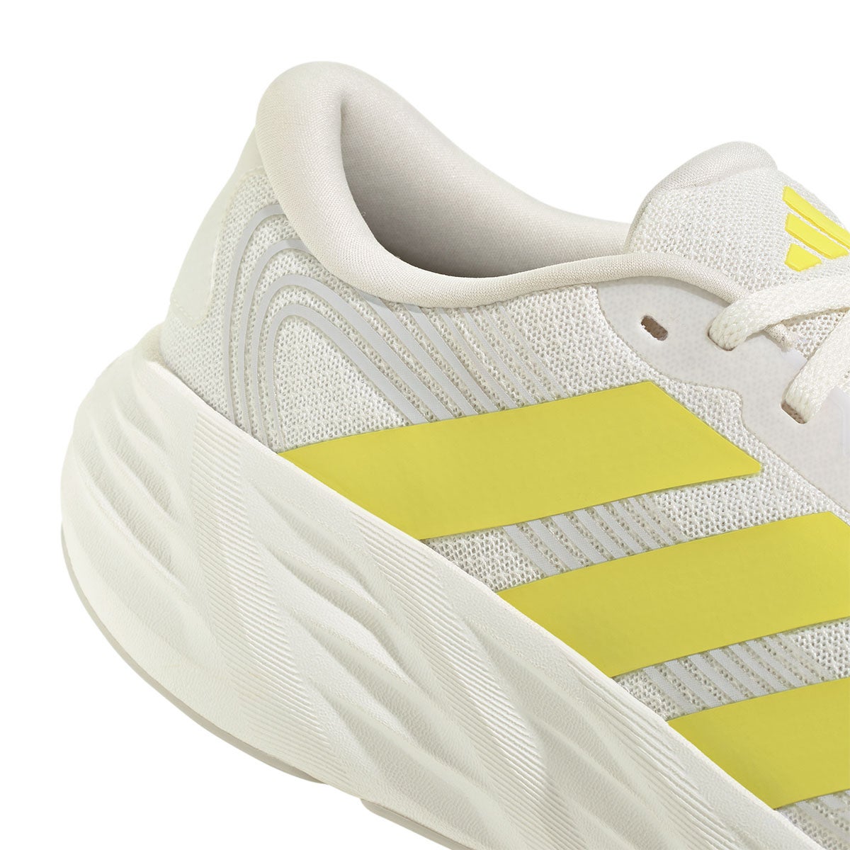 アディダス adidas GALAXY 8 RUNNING SHOES ランニングシューズ ホワイト KI7986 使用イメージ