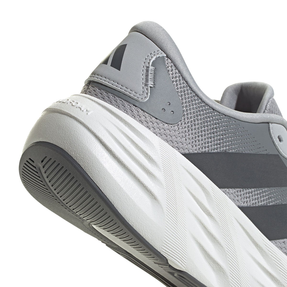 アディダス adidas GLX 8 アセンド ランニング / GALAXY 8 ASCEND RUNNING ランニングシューズ グレー KI7998 ソール ディテール