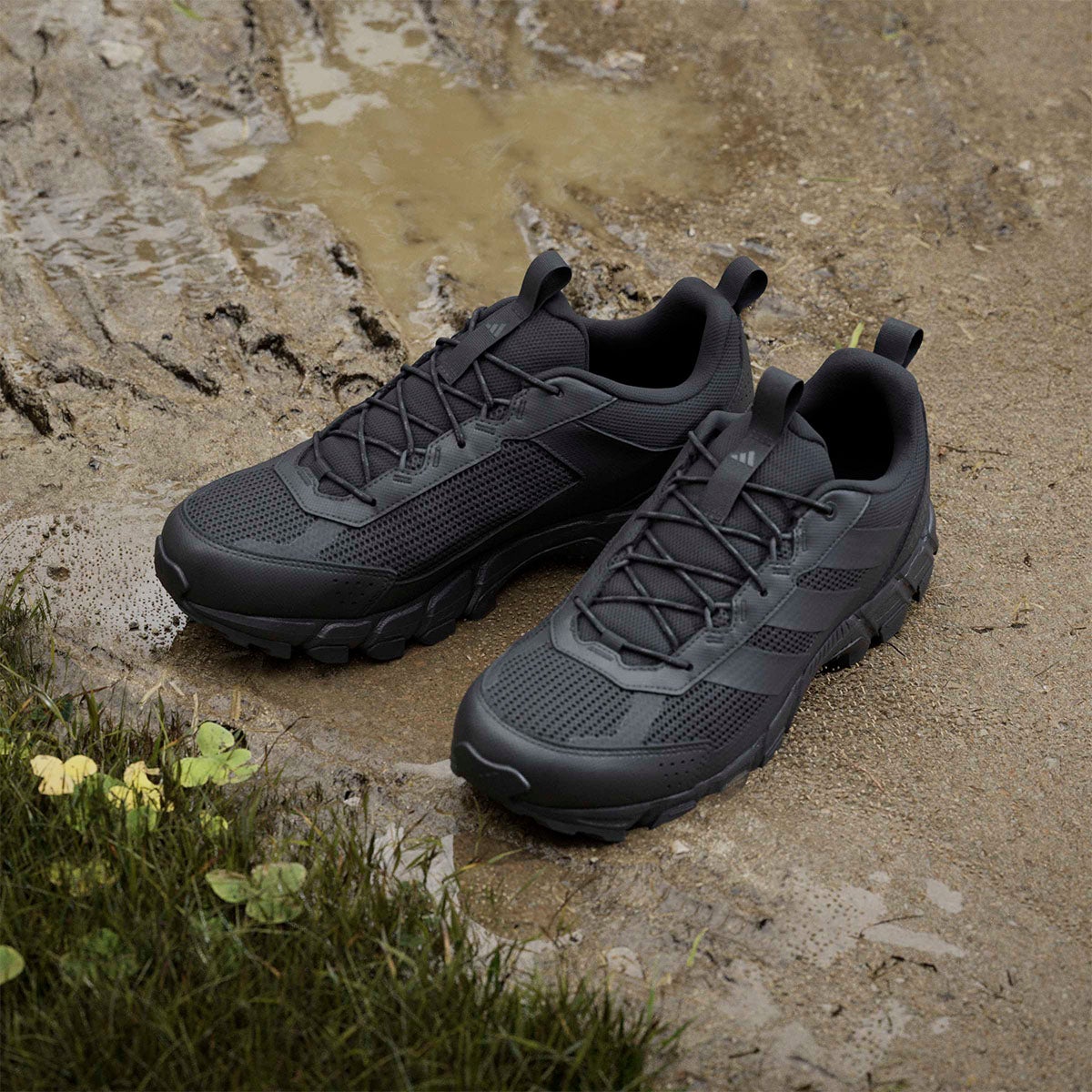 アディダス adidas テレックス ロッカディア ハイキング / Terrex Rockadia Hiking ランニングシューズ ブラック KJ0412 使用イメージ