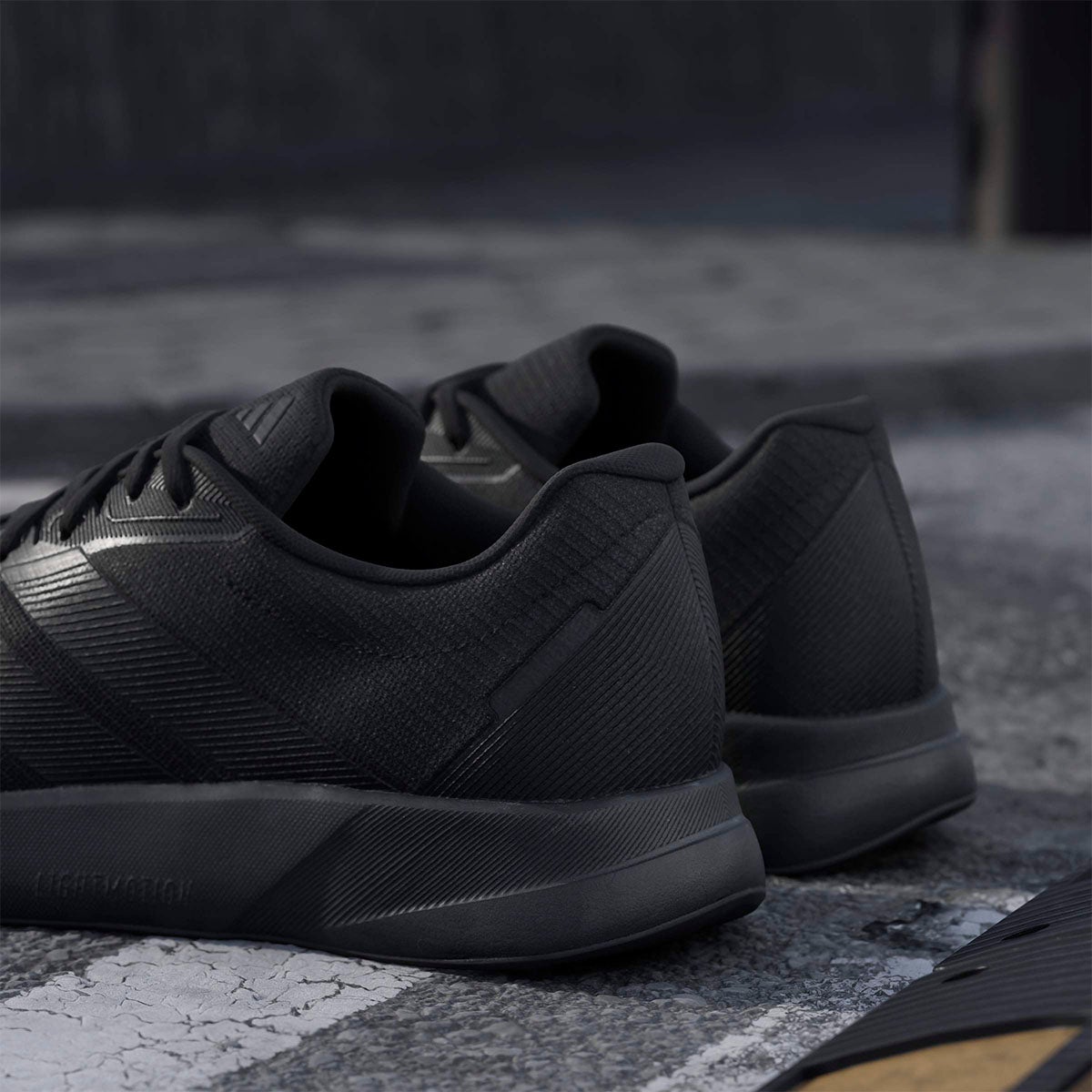 アディダス adidas デュラモ RC2 ランニング / Duramo RC2 Running ランニングシューズ ブラック KJ4190 使用イメージ