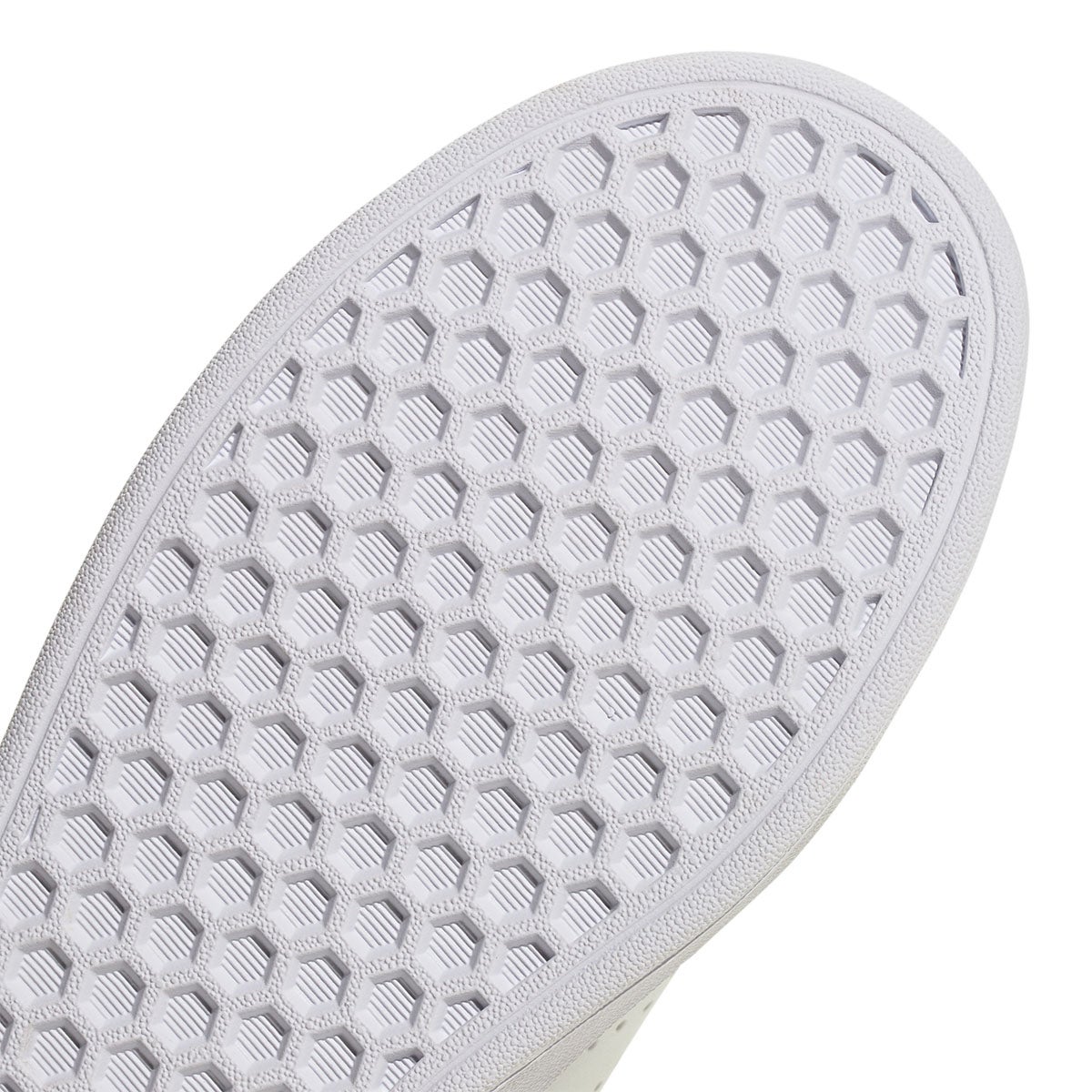 アディダス adidas アドバンコート ベース 2.0 キッズ / ADVANCOURT Base 2.0 Kids シューズ ホワイト KJ4247 使用イメージ