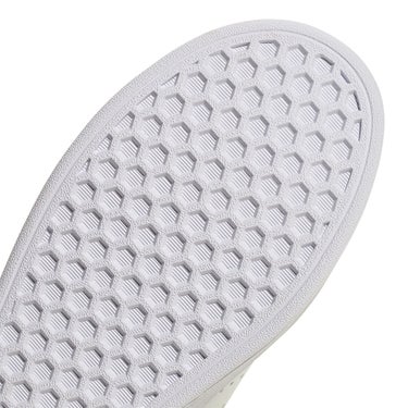 アディダス adidas アドバンコート ベース 2.0 キッズ / ADVANCOURT Base 2.0 Kids シューズ ホワイト KJ4247 使用イメージ