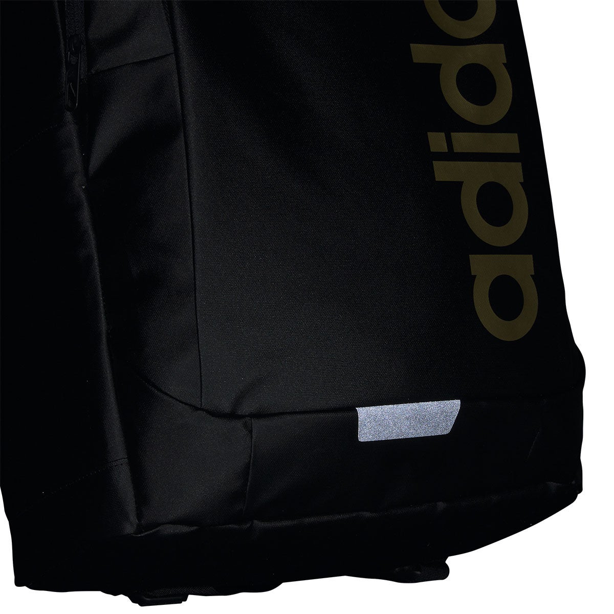 アディダス adidas ライナー ロゴ スクエア バックパック ブラック TC657 KV3973 ストラップ ディテール