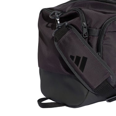 アディダス adidas トレーニング ディフェンダー グラフィック ダッフル バッグ スモール ブラック KT0651 収納イメージ