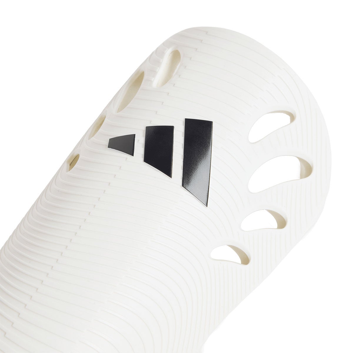 アディダス adidas adiFlex シンガード ホワイト UV711 KF4903 背面