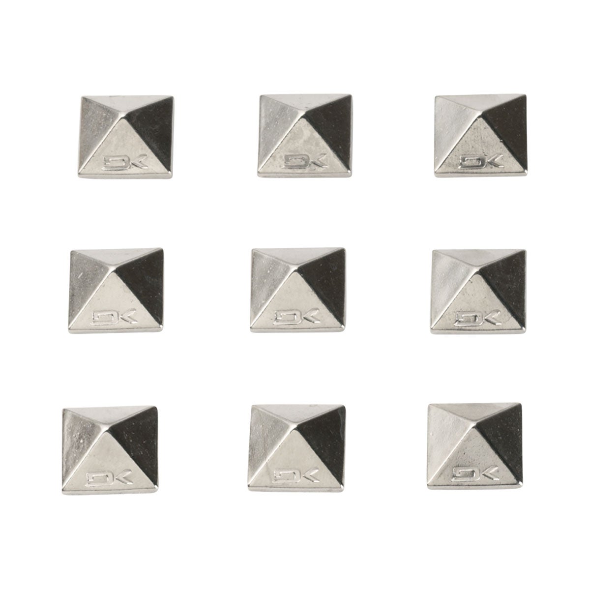 ダカイン DAKINE　アクセサリー ピラミッドスタッズ PYRAMID STUDS BG232974_CHR 2026-2027 CHR