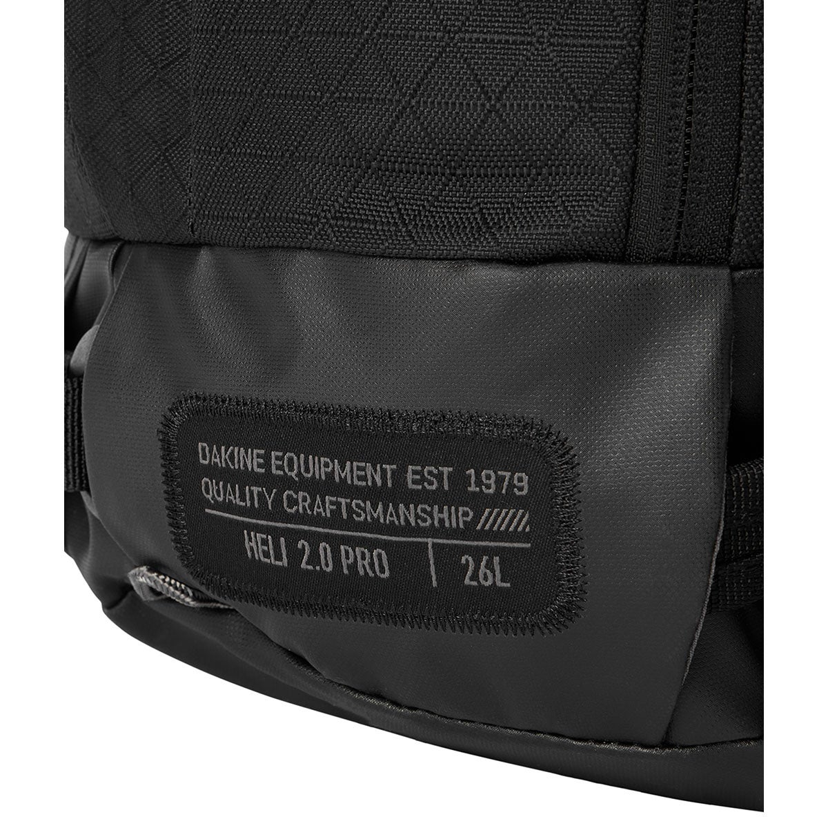 ダカイン DAKINE ヘリ2.0プロ バックパック 26L HELI 2.0 PRO BACKPACK BG237211-BLK 2026-2027 使用イメージ