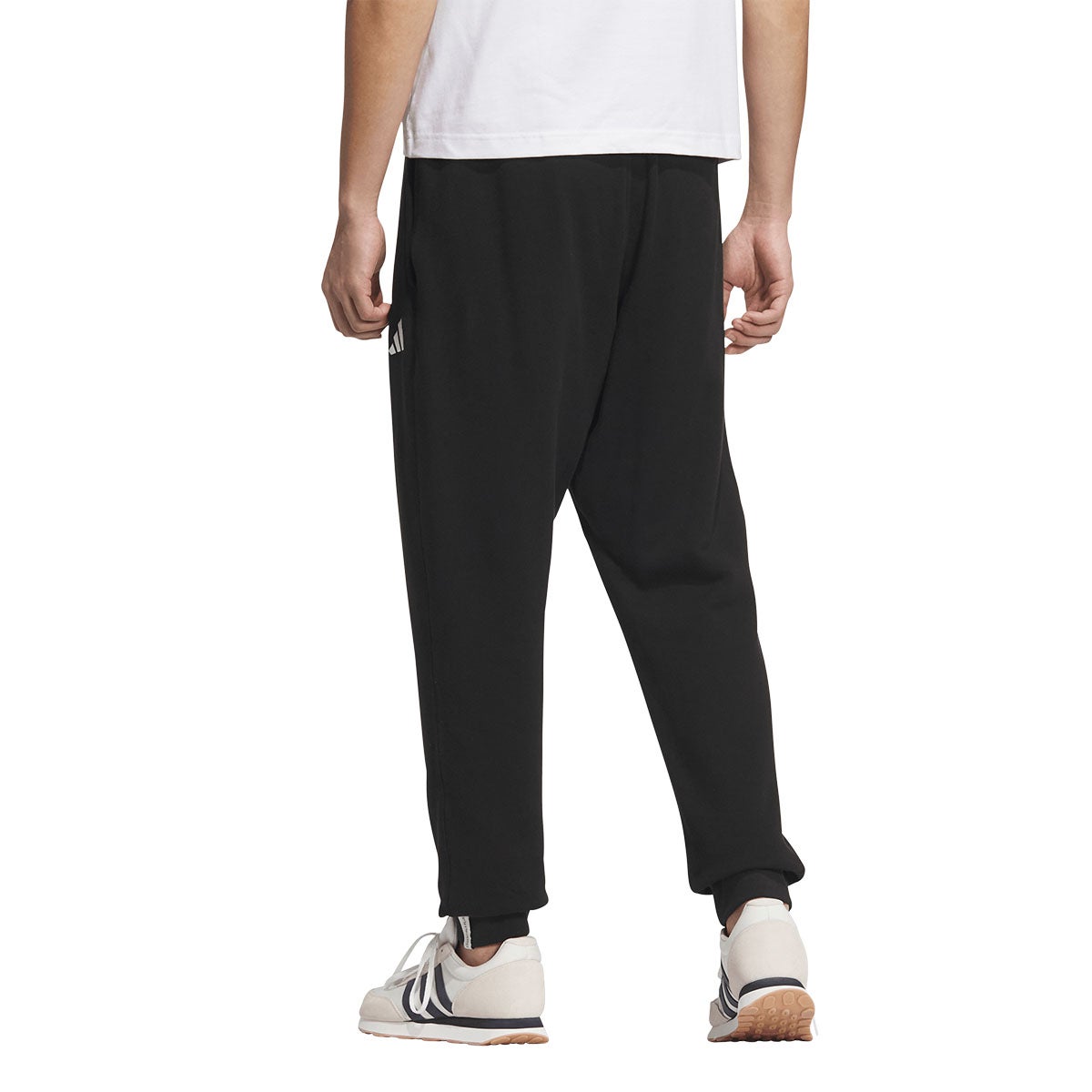 アディダス adidas エッセンシャルズ プラス レギュラーフィット スモールロゴ フレンチテリー カフパンツ JUP91 ウェア 側面・ディテール
