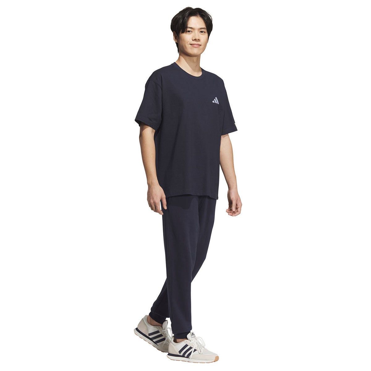 アディダス adidas エッセンシャルズ プラス レギュラーフィット スモールロゴ フレンチテリー カフパンツ JUP91 商品ディテール