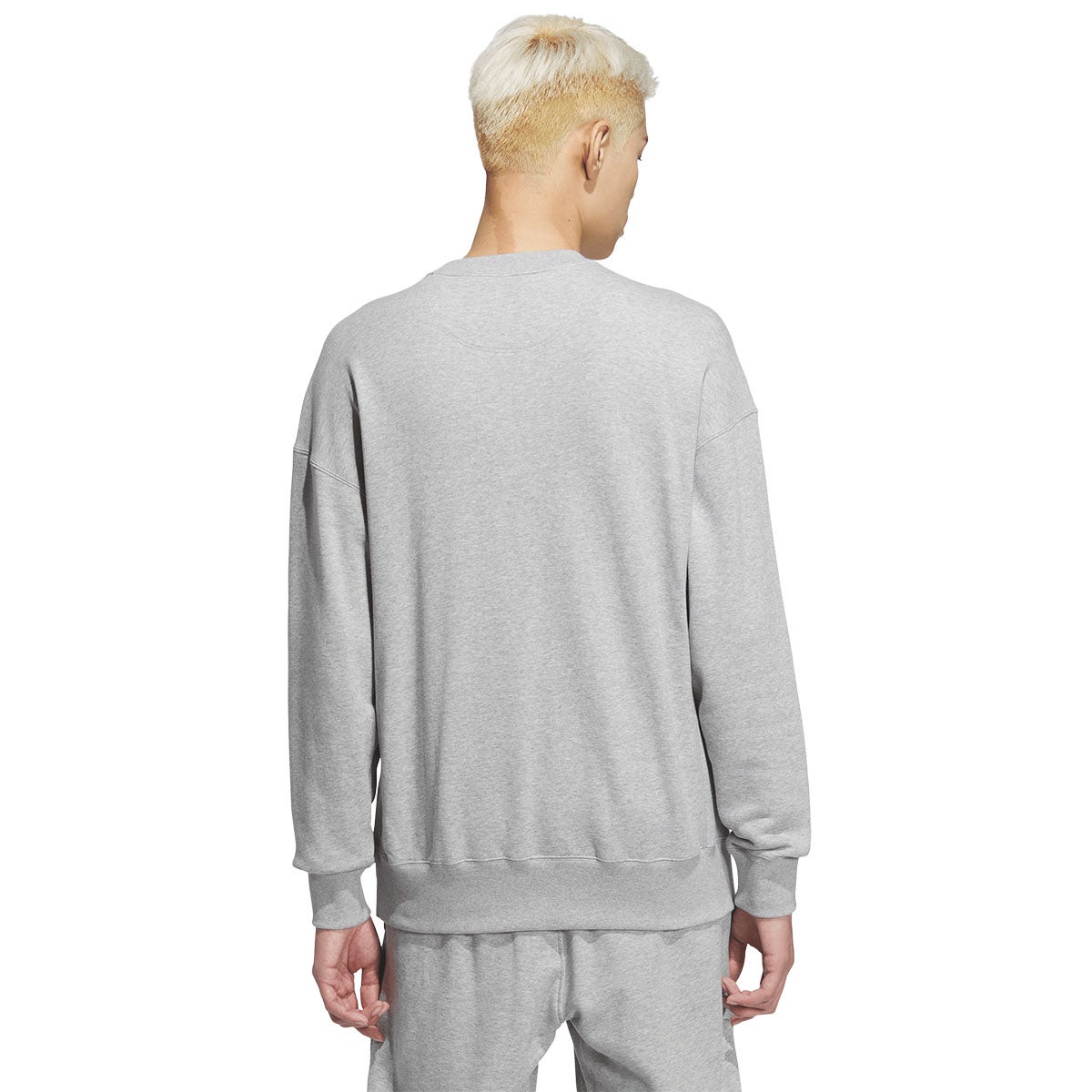 アディダス adidas エッセンシャルズ プラス ルーズフィット スモールロゴ フレンチテリー スウェットシャツ JUP92 商品ディテール
